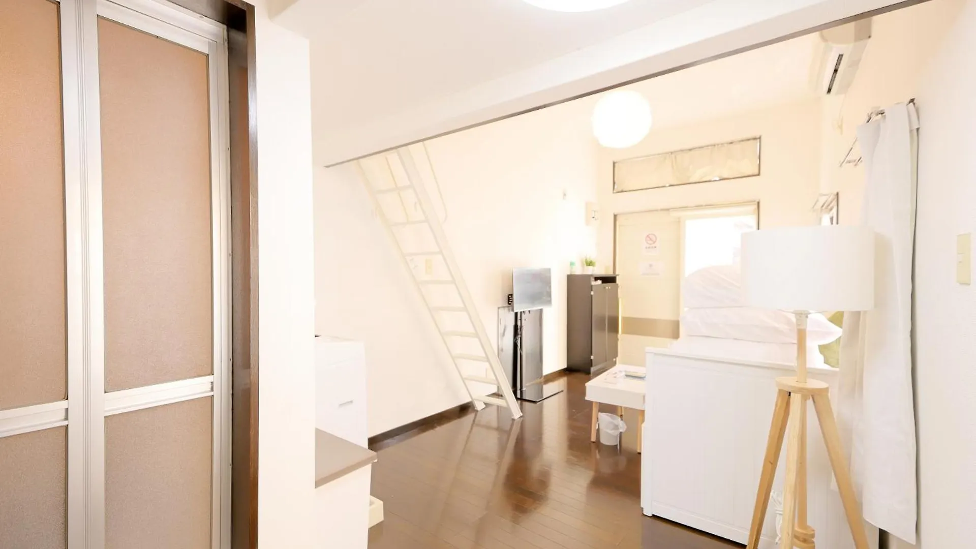 Shibuya Honmachi Loft Hideaway Apartment Tokyo